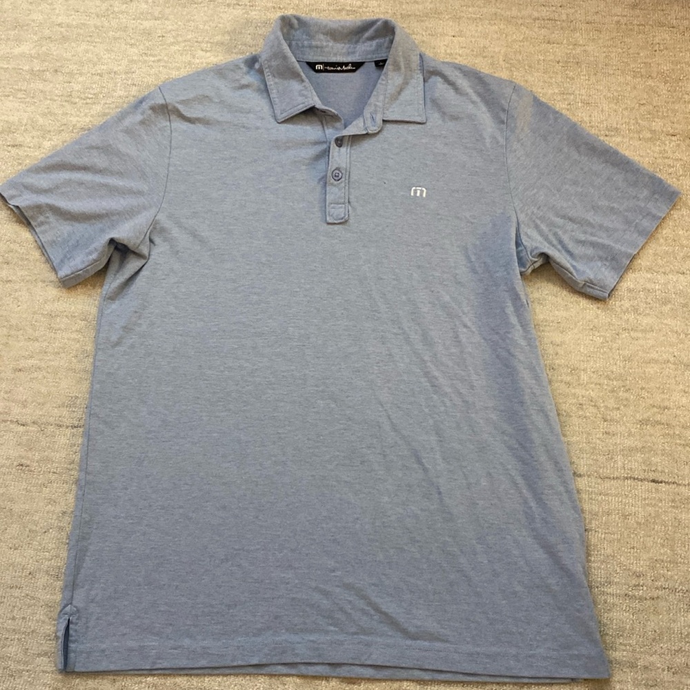 Men’s Travis Mathew Short Sleeve Blue Short Sleeve Golf Shirt. Size L.